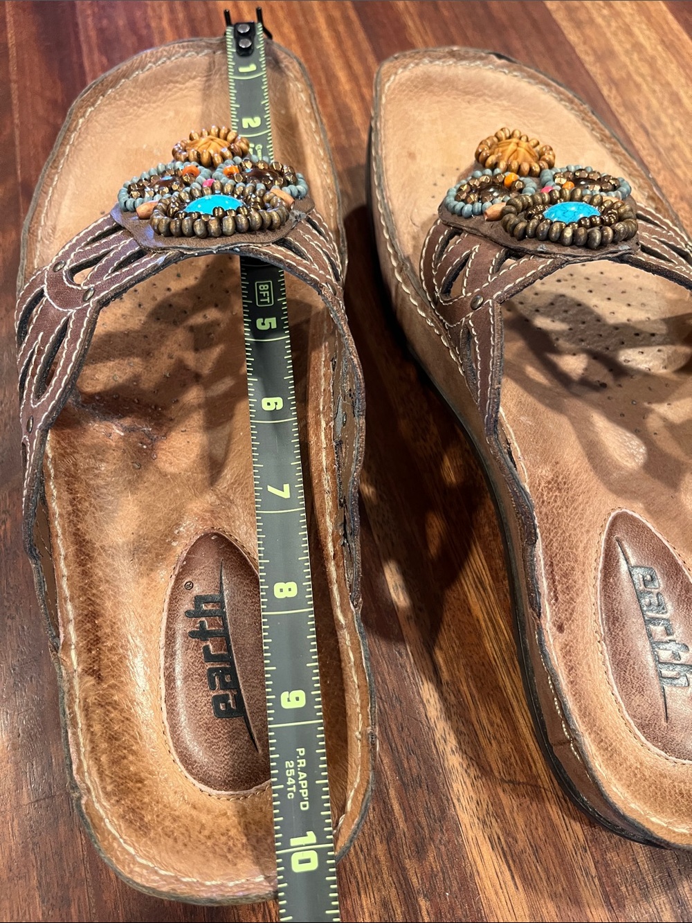 Earth freesia sandals. Size 7.5 b but see comments - Picture 5 of 7